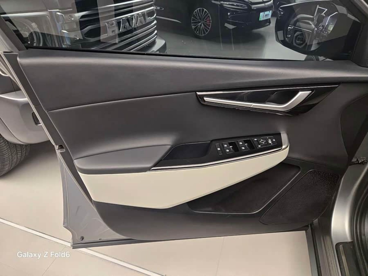 Kia EV6 2023 изображение автомобиля #6