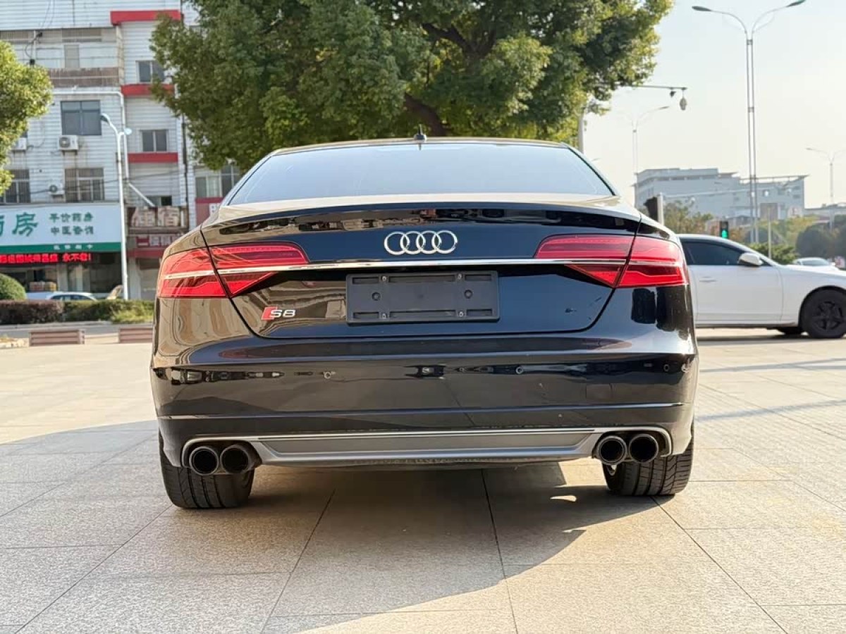 Audi S8 2015 car image #6