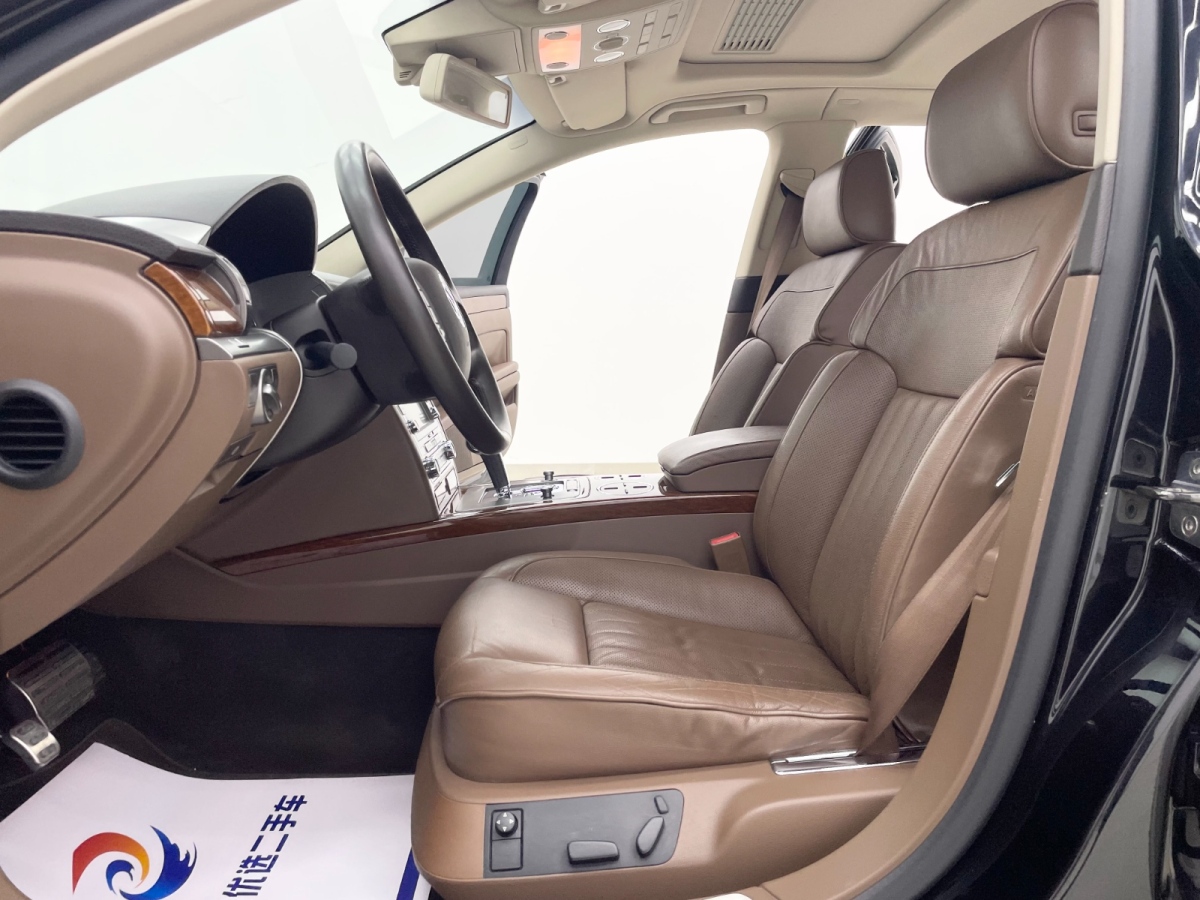 Volkswagen Pheaton 2012 immagine di auto #6