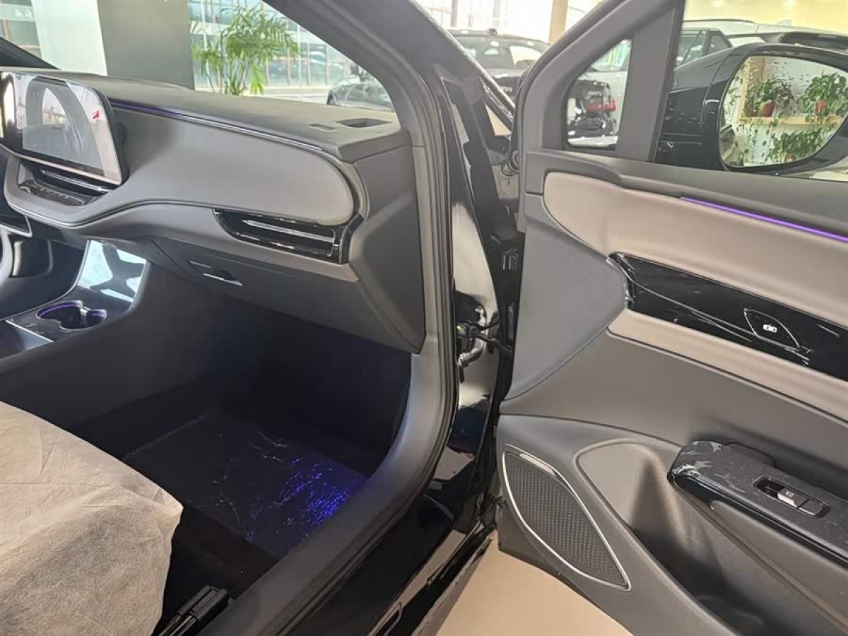 HongQi EH7 2025 car image #6