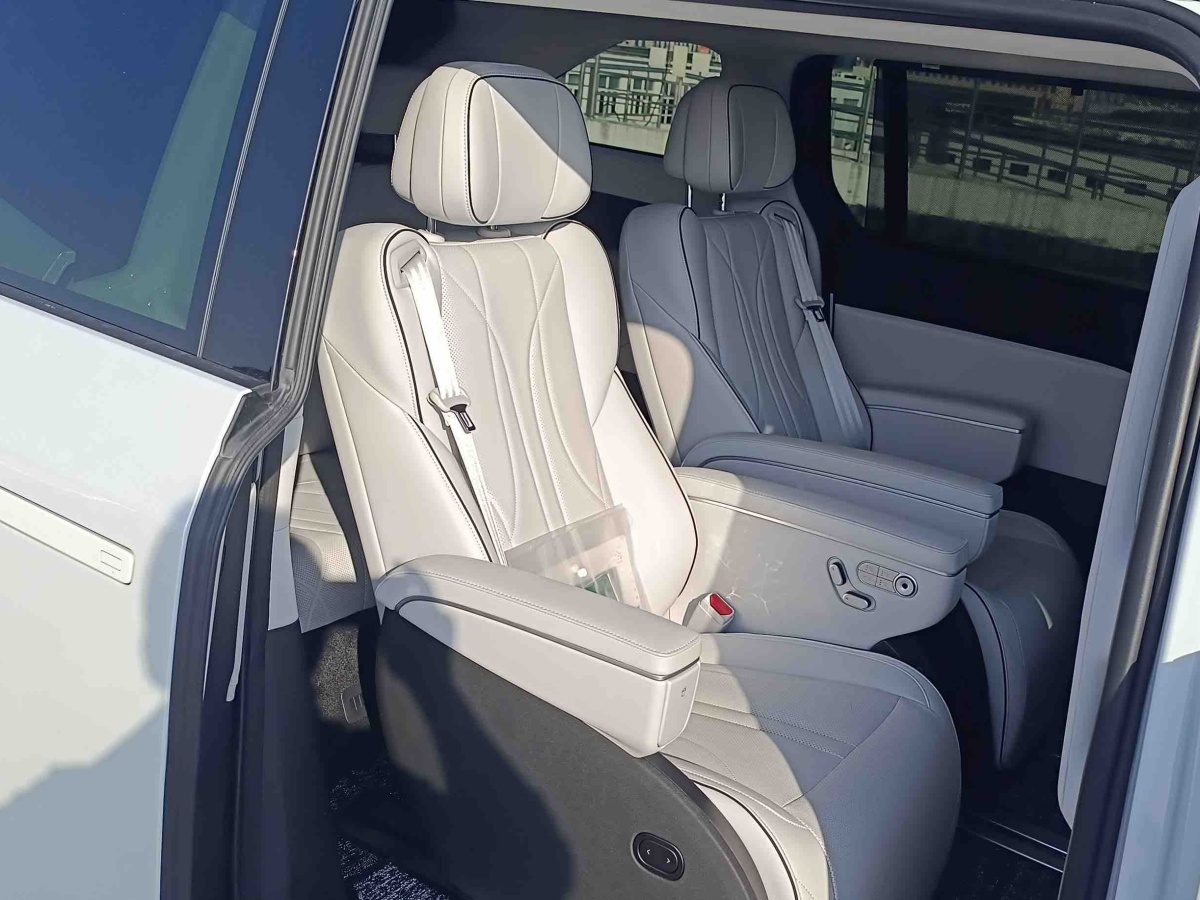 Xpeng X9 2025 #6 Xpeng X9 2025 immagine di auto #6