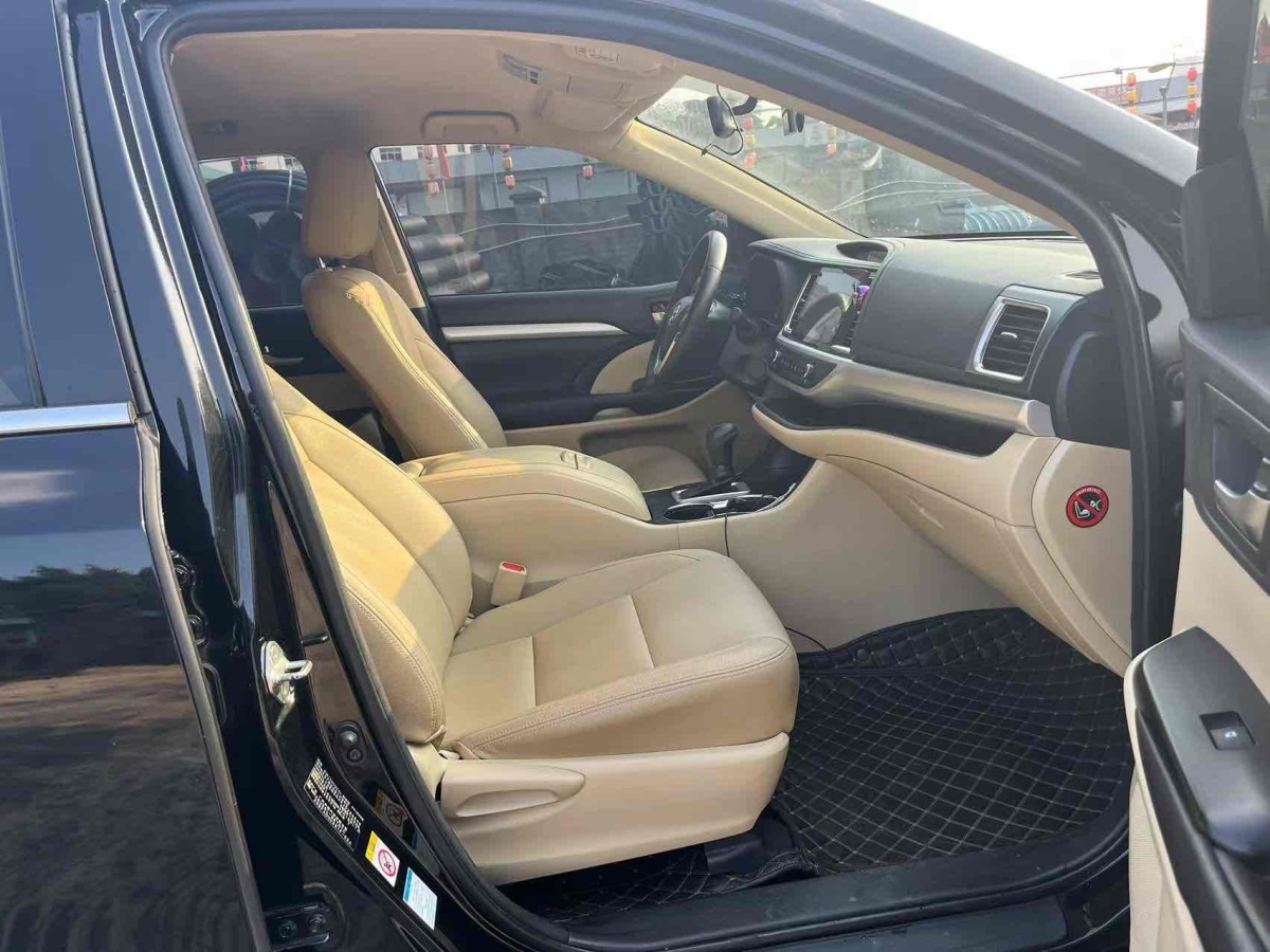 Toyota Highlander (Imported) 2018 immagine di auto #6