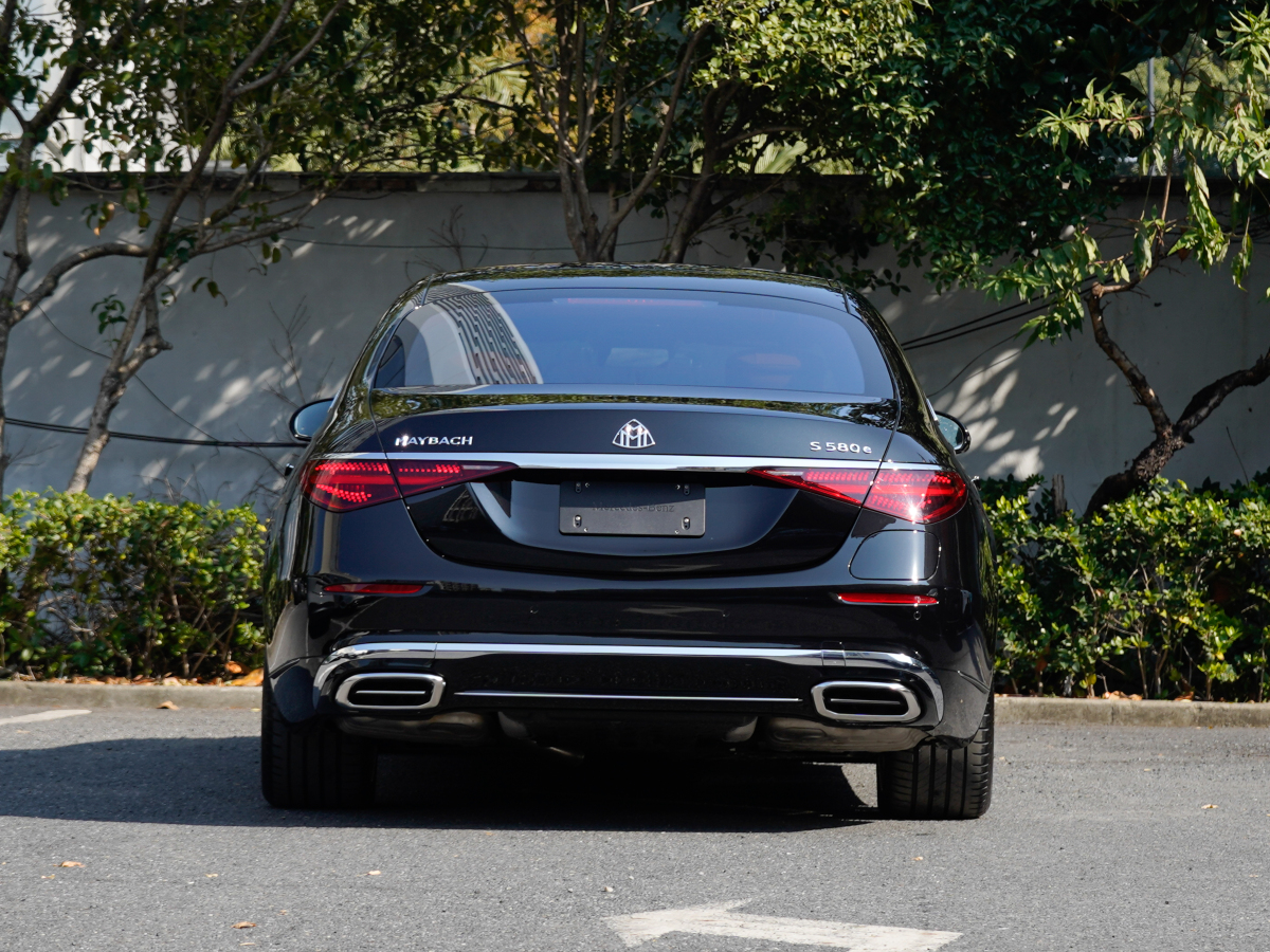 Mercedes-Benz Maybach S Class New Energy 2025 car image #6
