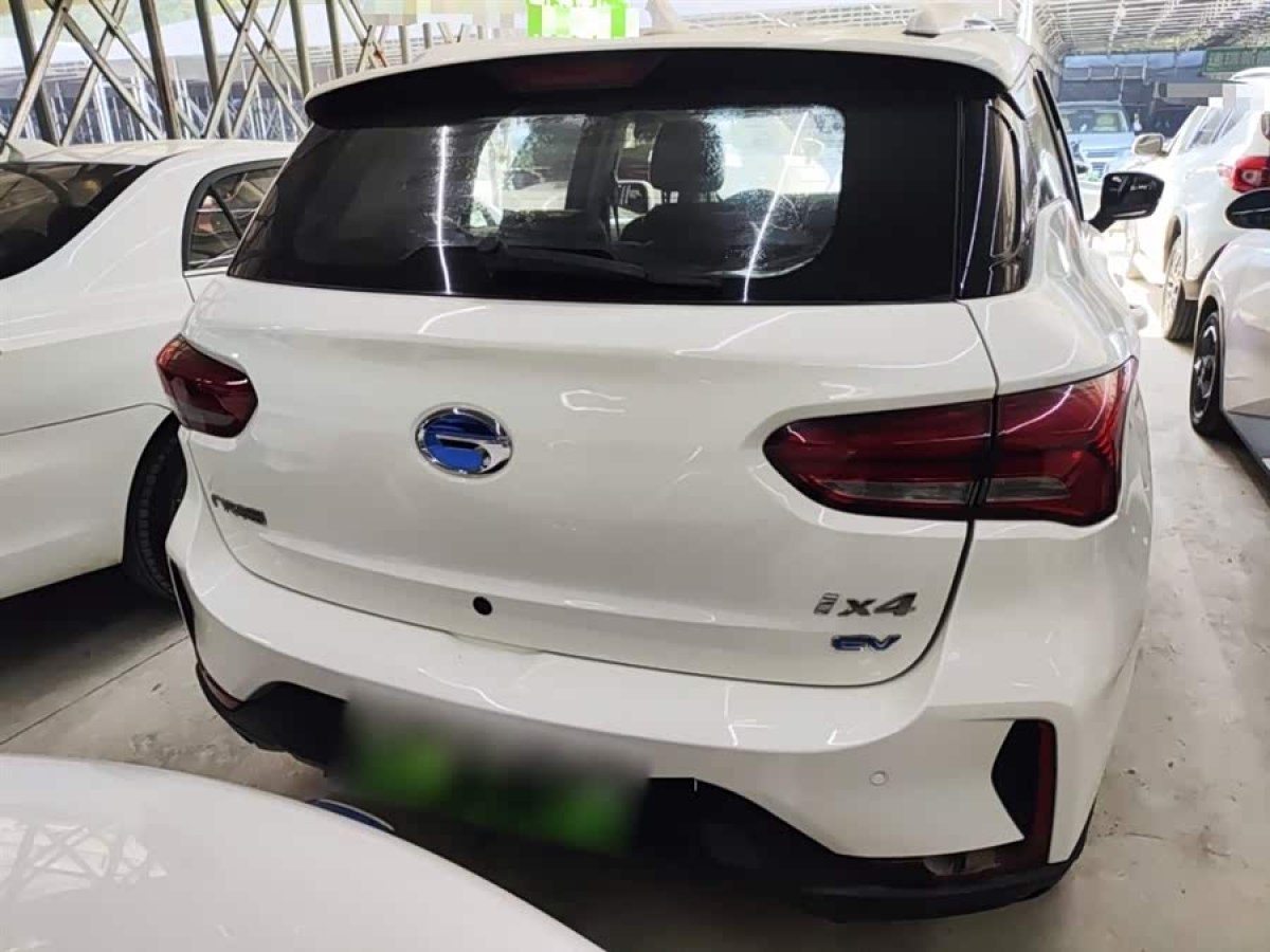 GAC ix4 2019 car image #6