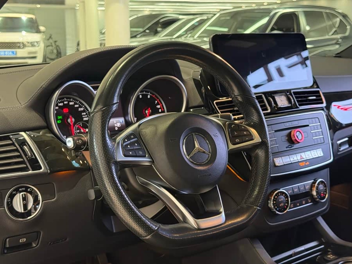 Mercedes-Benz GLE Coupe AMG 2017 car image #6