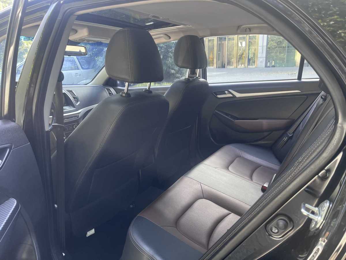 GEELY Vision 2017 image de voiture #6