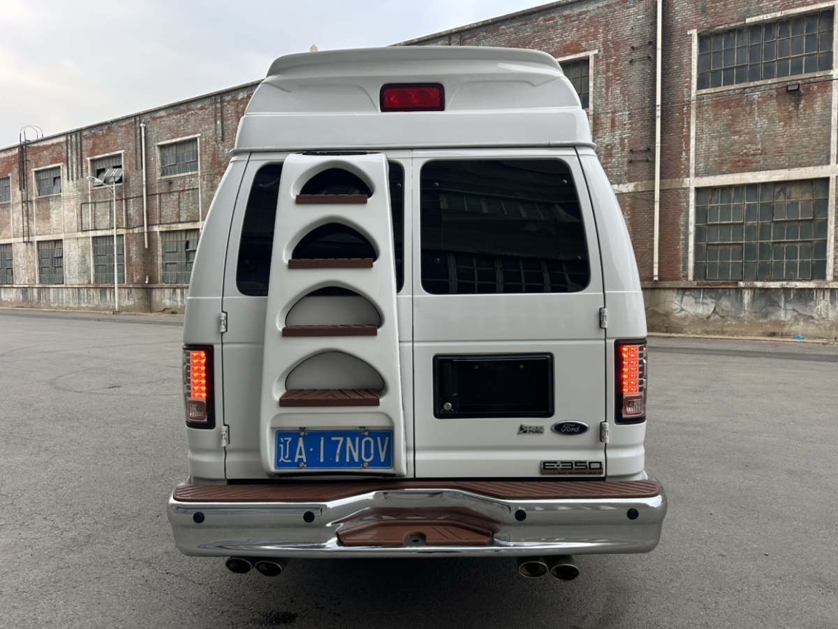 Ford E350 2017 #6 Ford E350 2017 car image #6