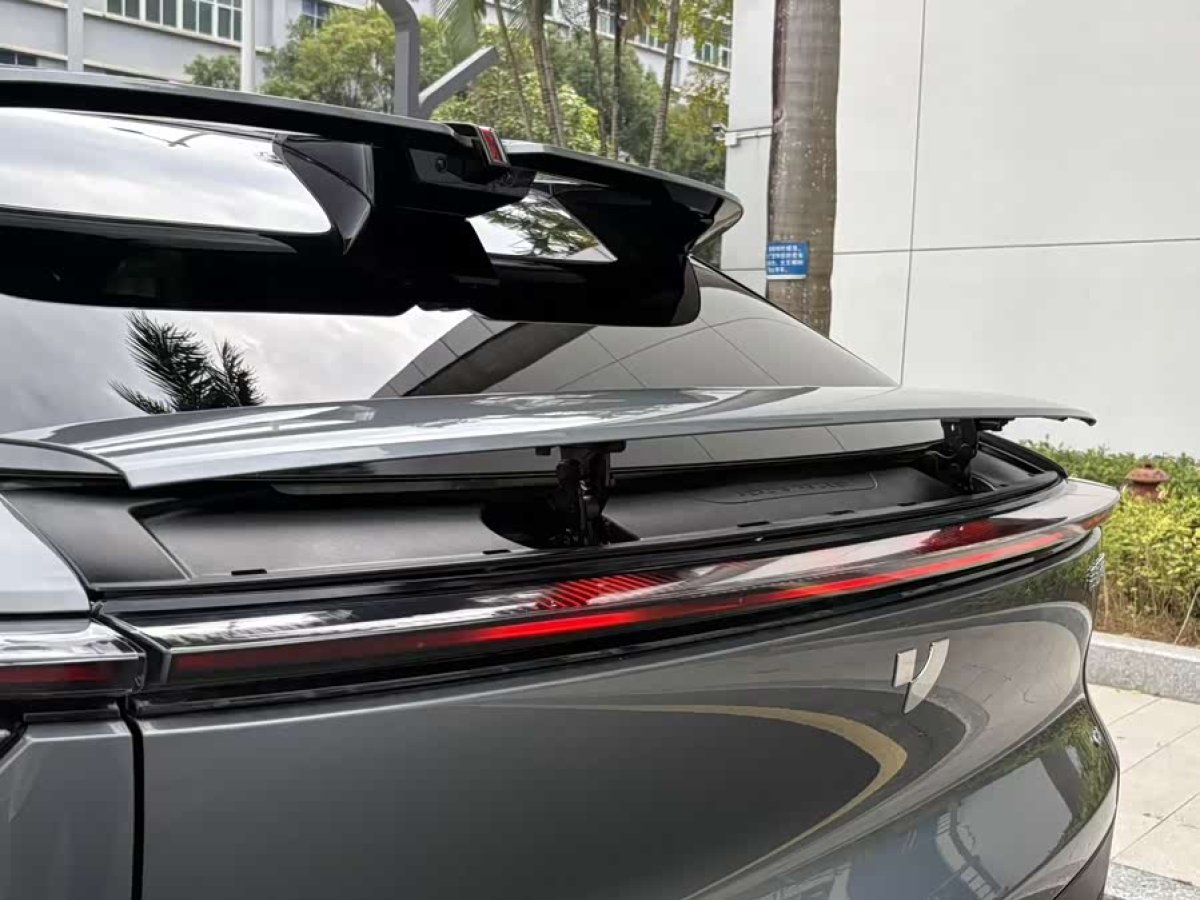 2025 car image #6