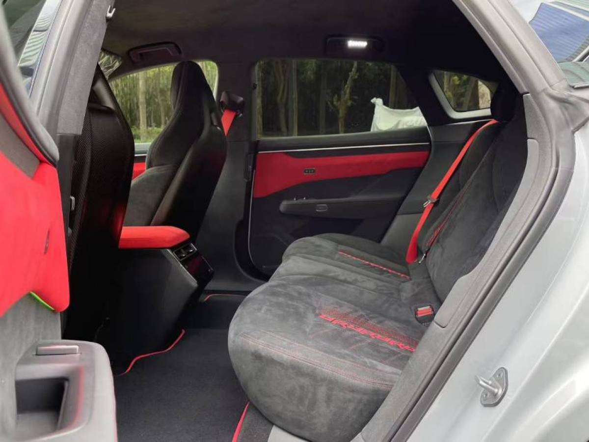 Zeekr 001 FR 2024 صورة سيارة #6