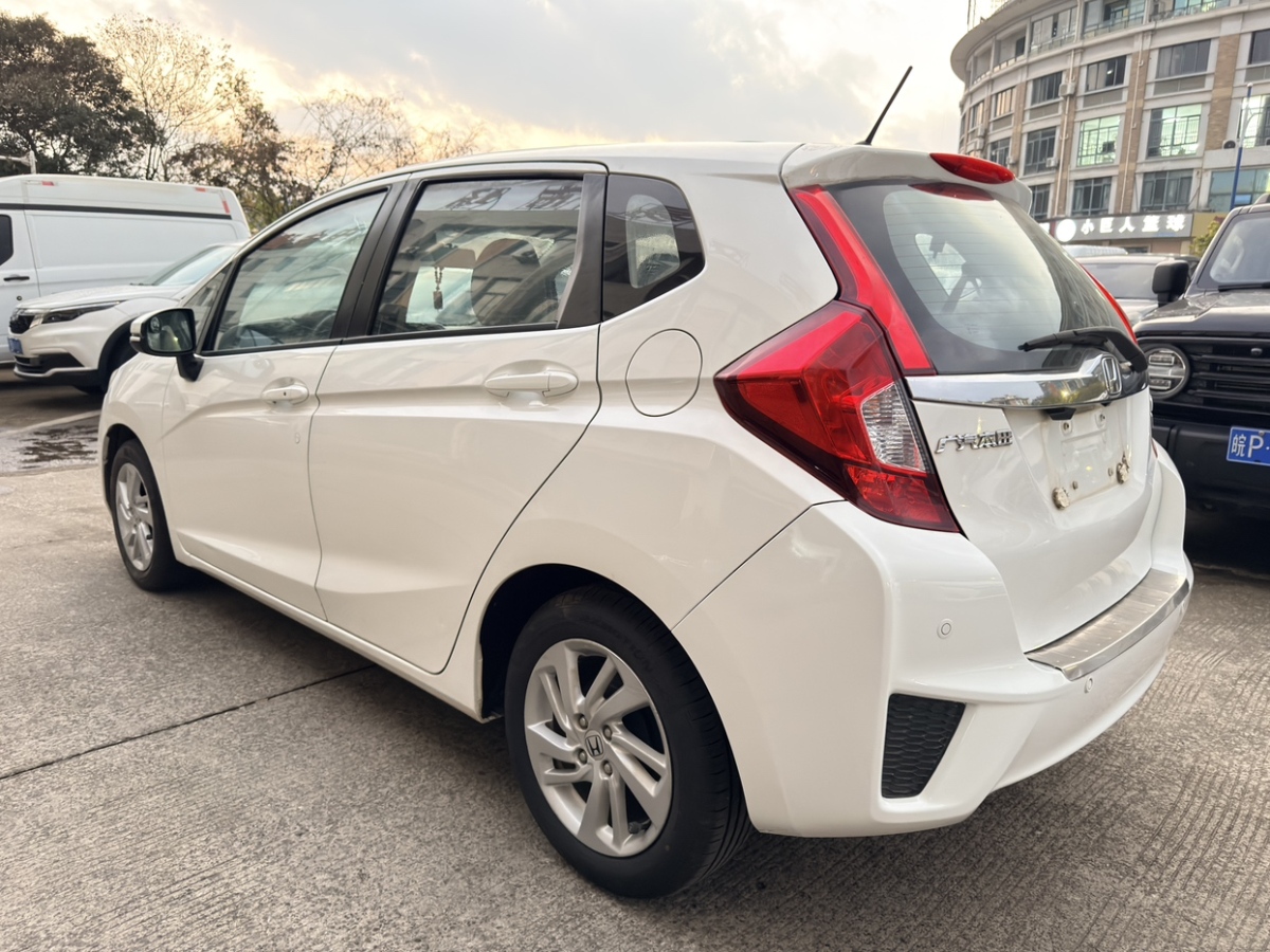 Honda Fit 2015 immagine di auto #6