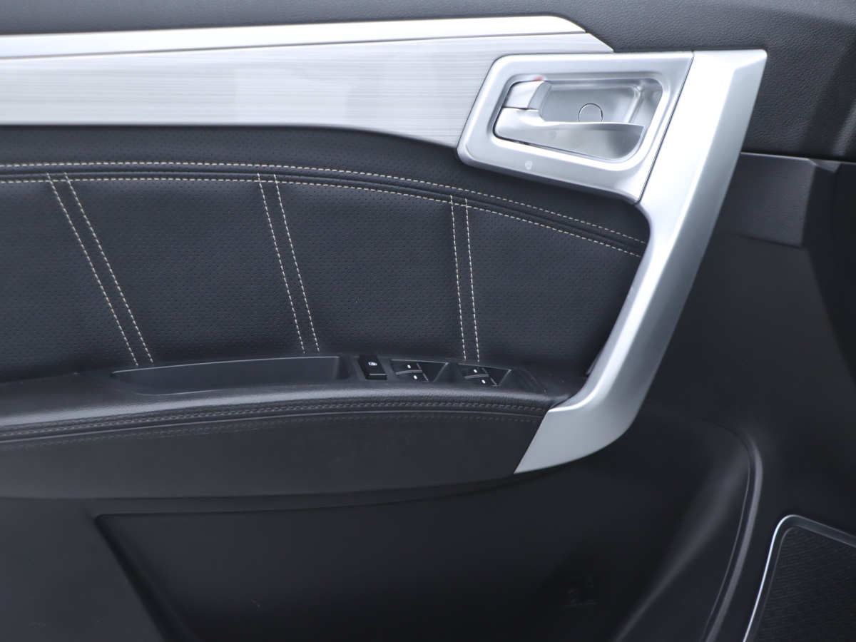GEELY Vision X6 2017 car image #6
