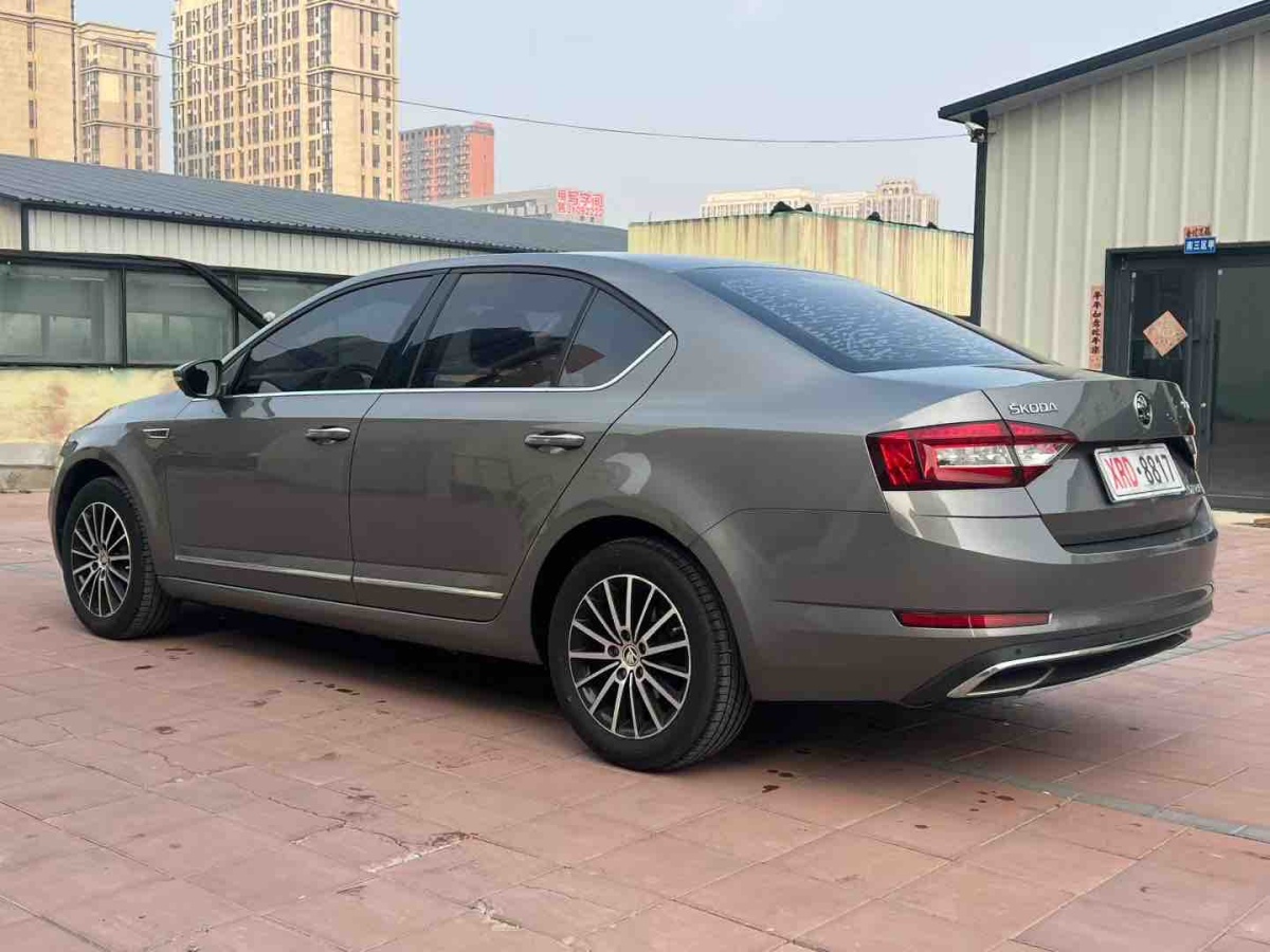Skoda Octavia 2018 #6 Skoda Octavia 2018 car image #6