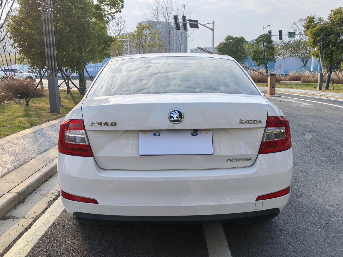 Skoda Octavia 2015 #6 Skoda Octavia 2015 car image #6