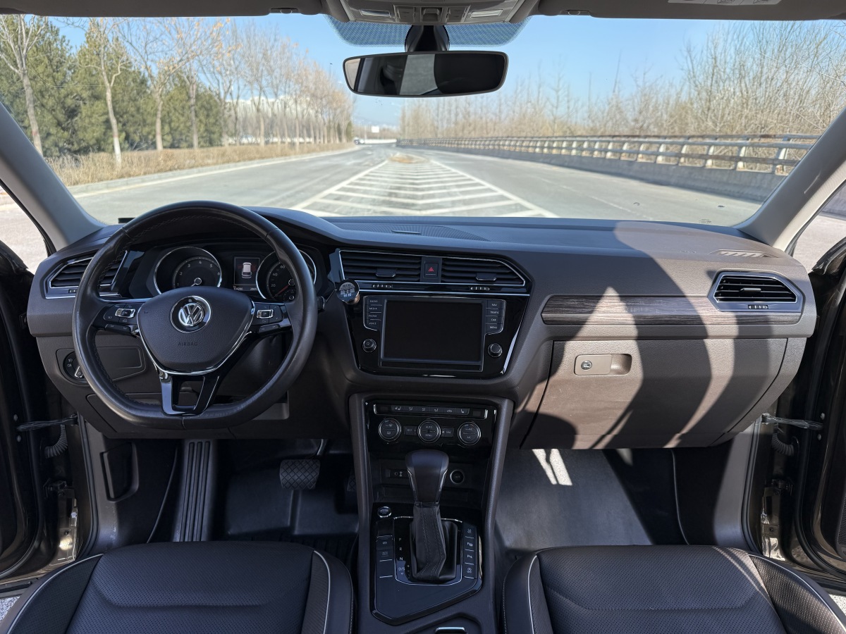 Volkswagen Tiguan X 2017 car image #6