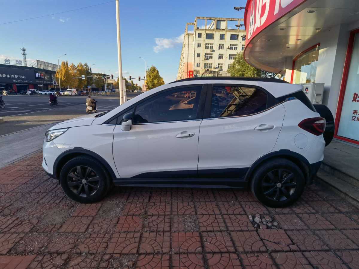 BYD Yuan New Energy 2018 #6 BYD Yuan New Energy 2018 immagine di auto #6