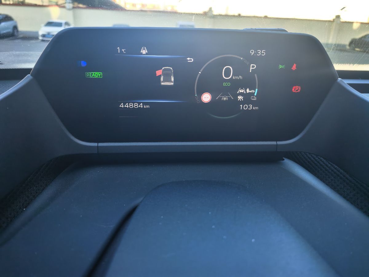 Toyota bZ4X 2022 immagine di auto #6