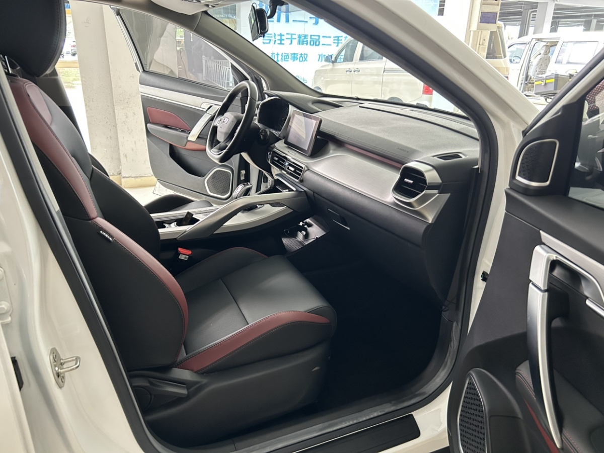 GEELY Coolray 2021 #6 GEELY Coolray 2021 car image #6