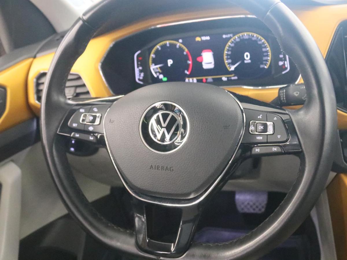 Volkswagen T-Cross 2022 car image #6