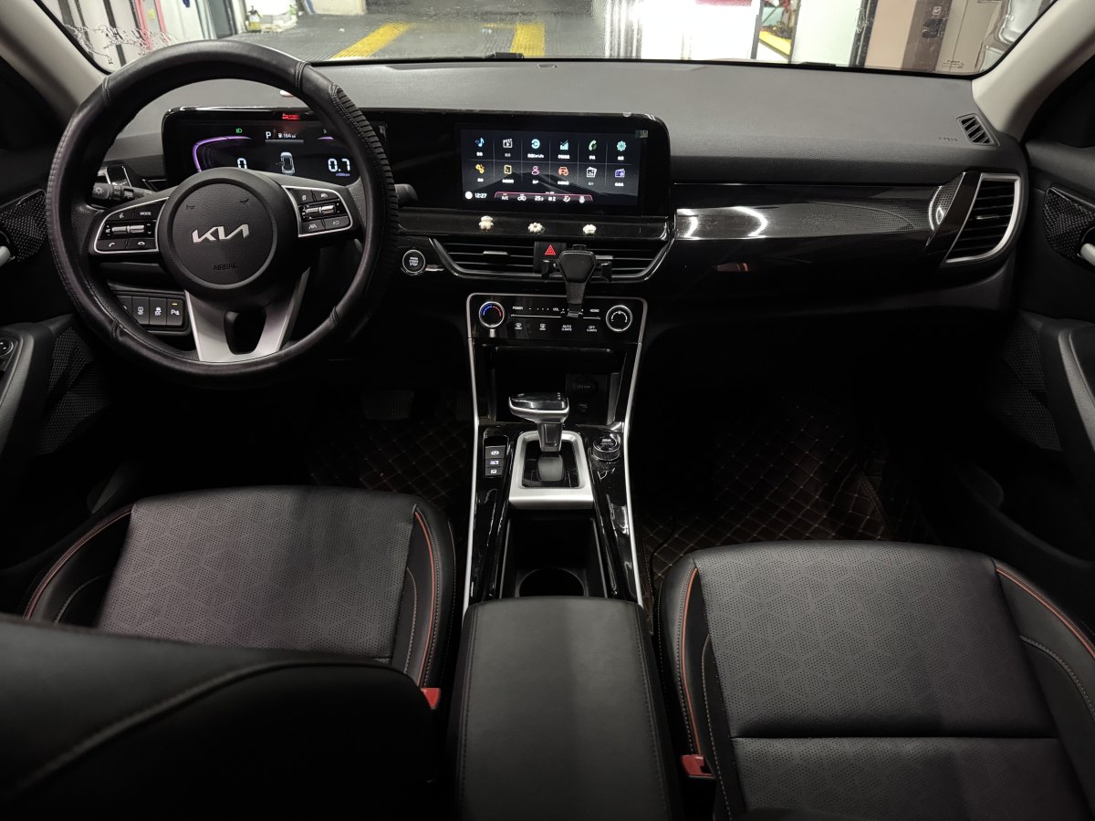 Kia Seltos 2024 car image #6