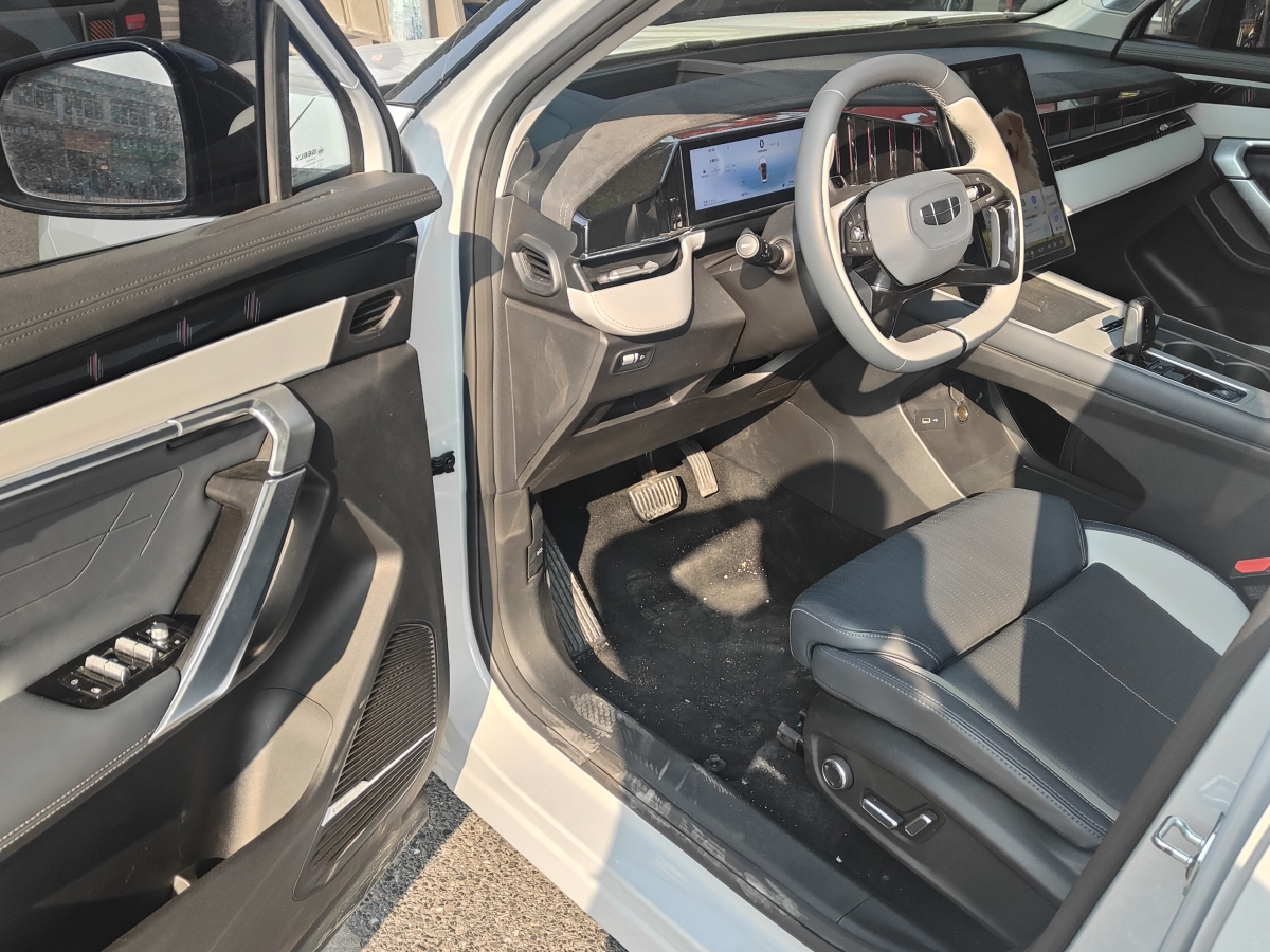 GEELY Boyue L 2024 car image #6
