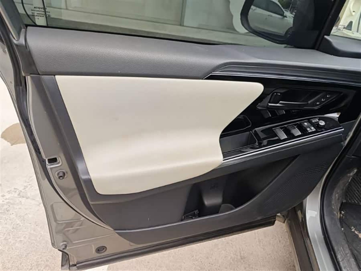 Toyota bZ4X 2022 immagine di auto #6