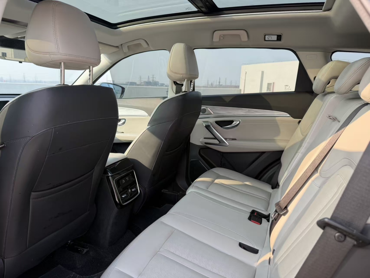 Jetour X70 PRO 2023 car image #6