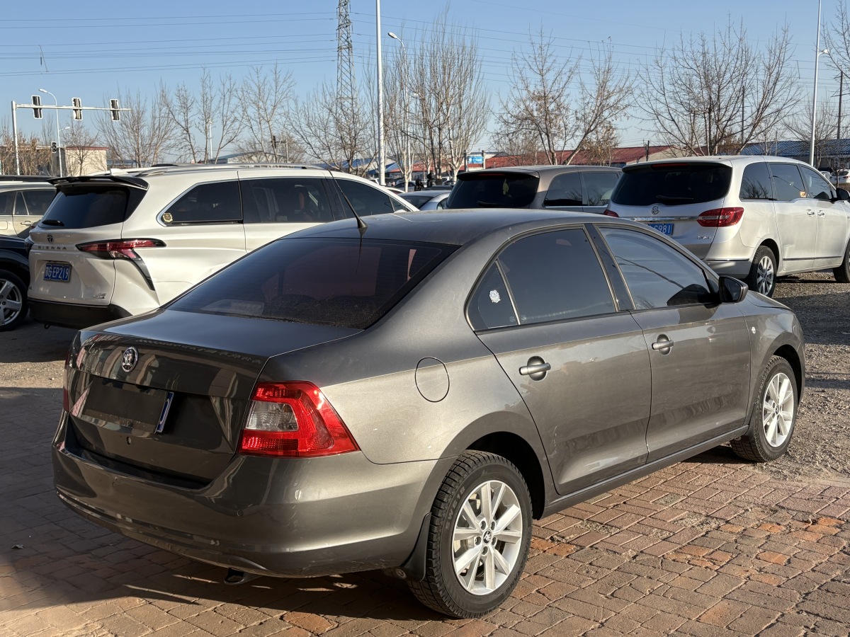 Skoda Rapid 2016 immagine di auto #6