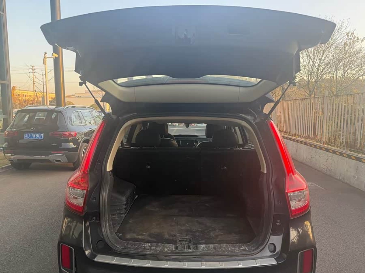 GEELY Vision X6 2017 car image #6