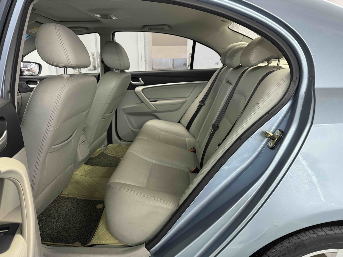 GEELY Emgrand 2014 car image #6