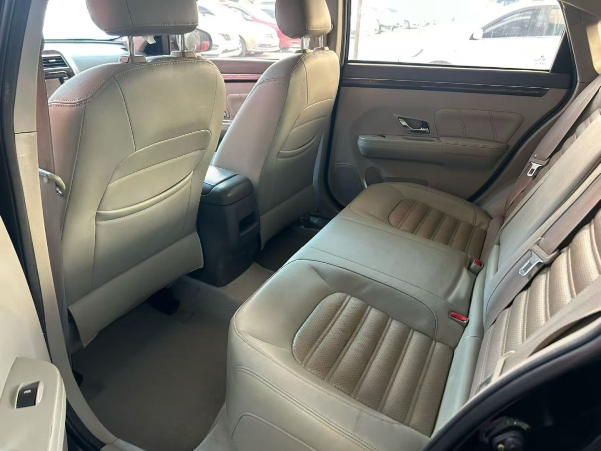 Forthing JOYEAR S50 2016 #6 Forthing JOYEAR S50 2016 immagine di auto #6