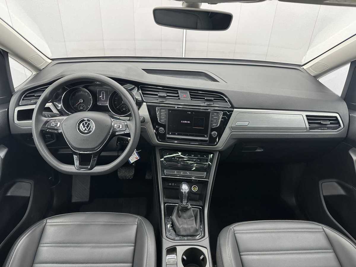 Volkswagen Touran 2022 imagem de carro #6