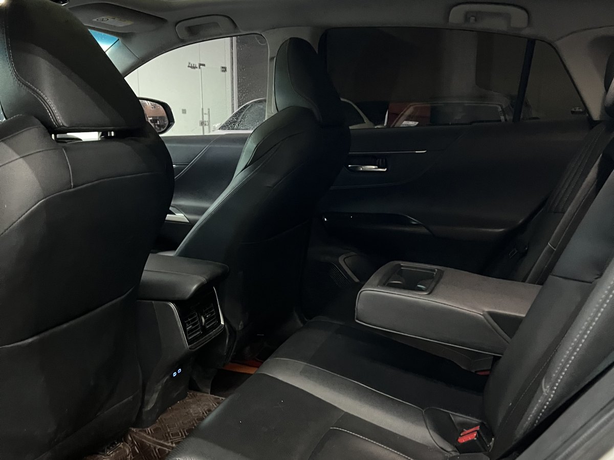 Toyota Harrier 2022 car image #6