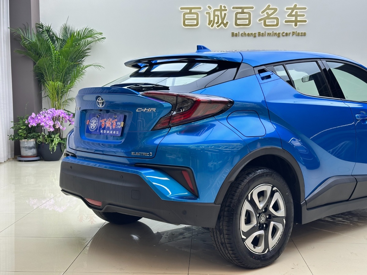 Toyota C-HR EV 2021 immagine di auto #6
