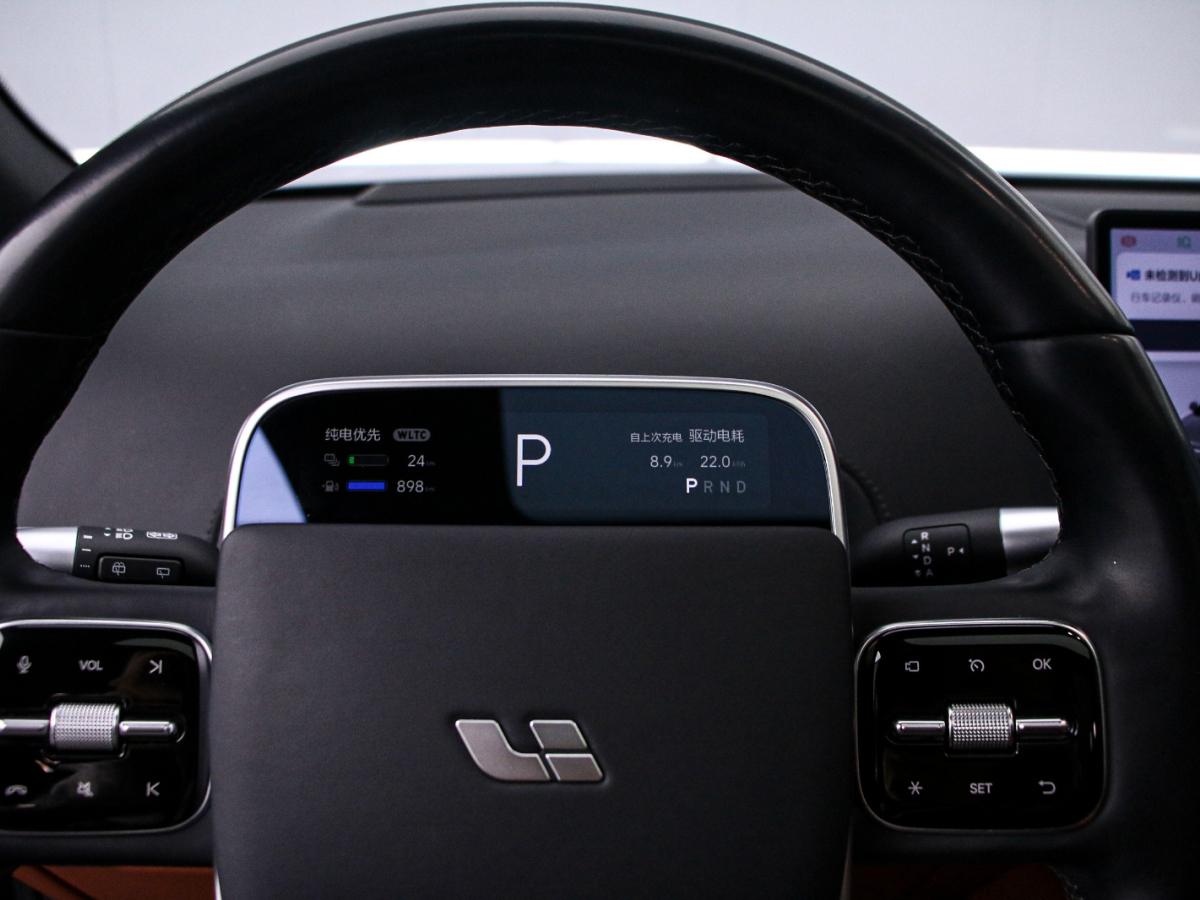 Li L7 2024 car image #6