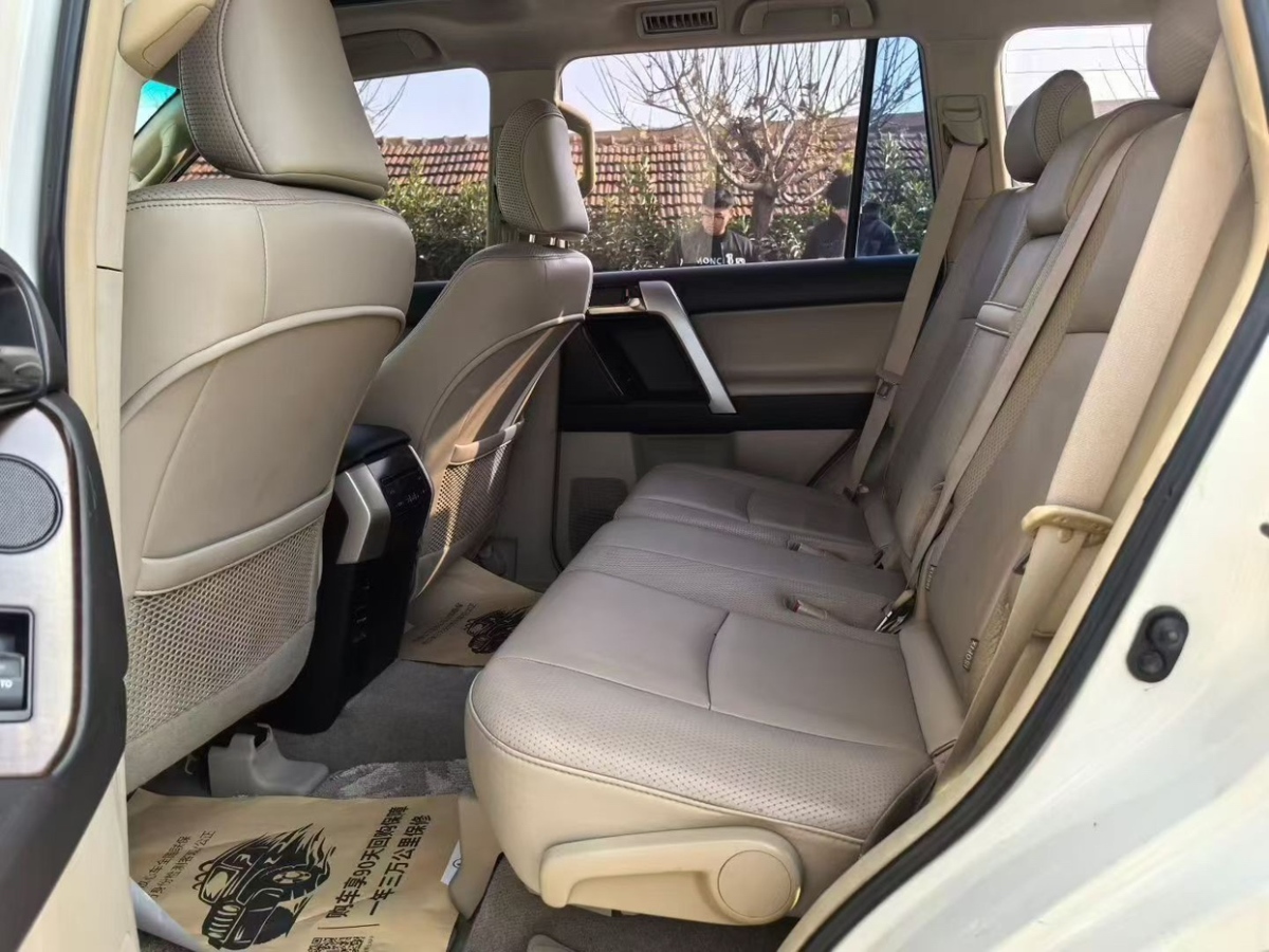 Toyota Land Cruiser Prado 2013 #6 Toyota Land Cruiser Prado 2013 car image #6