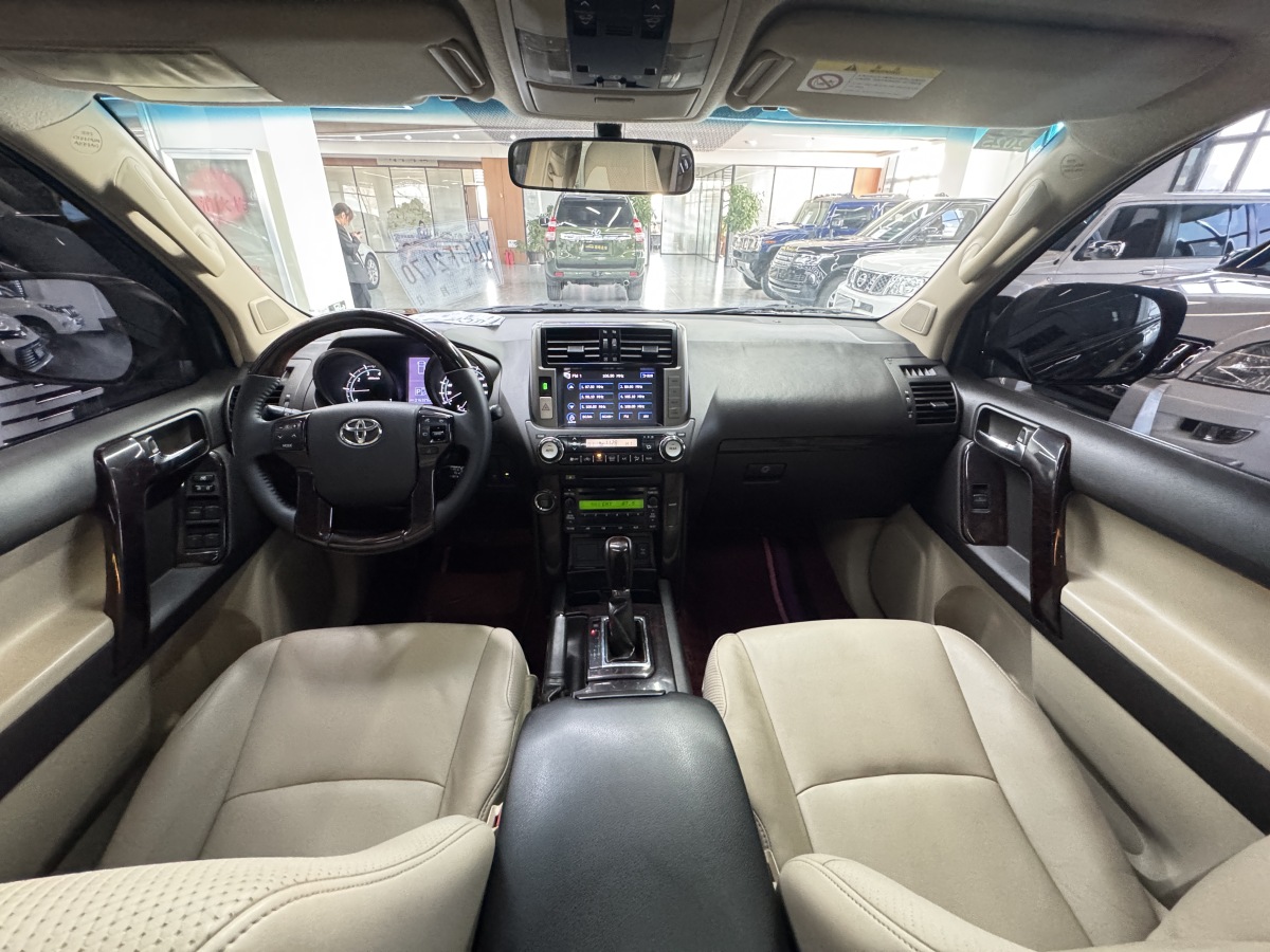 Toyota 2013 #6 Toyota 2013 car image #6