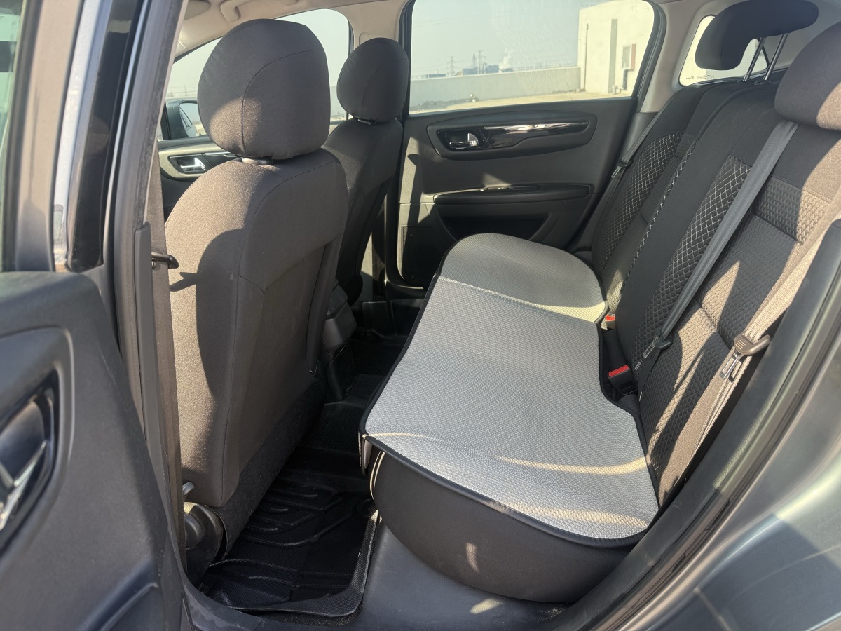 Citroen C-Quatre 2012 #6 Citroen C-Quatre 2012 car image #6