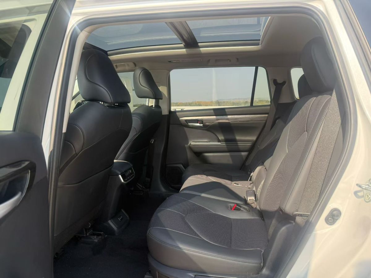 Toyota Highlander 2024 #6 Toyota Highlander 2024 imagen de coche #6