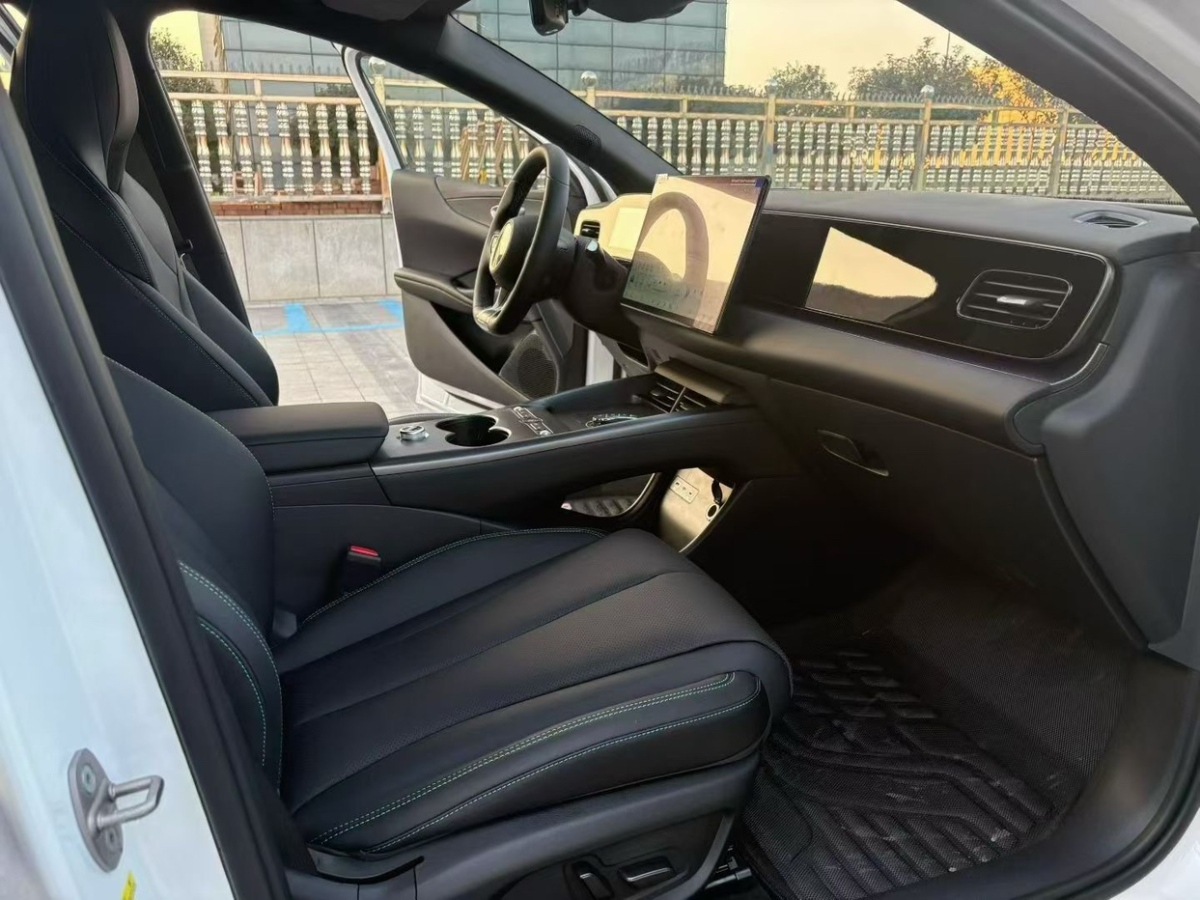 BYD 2025 car image #6