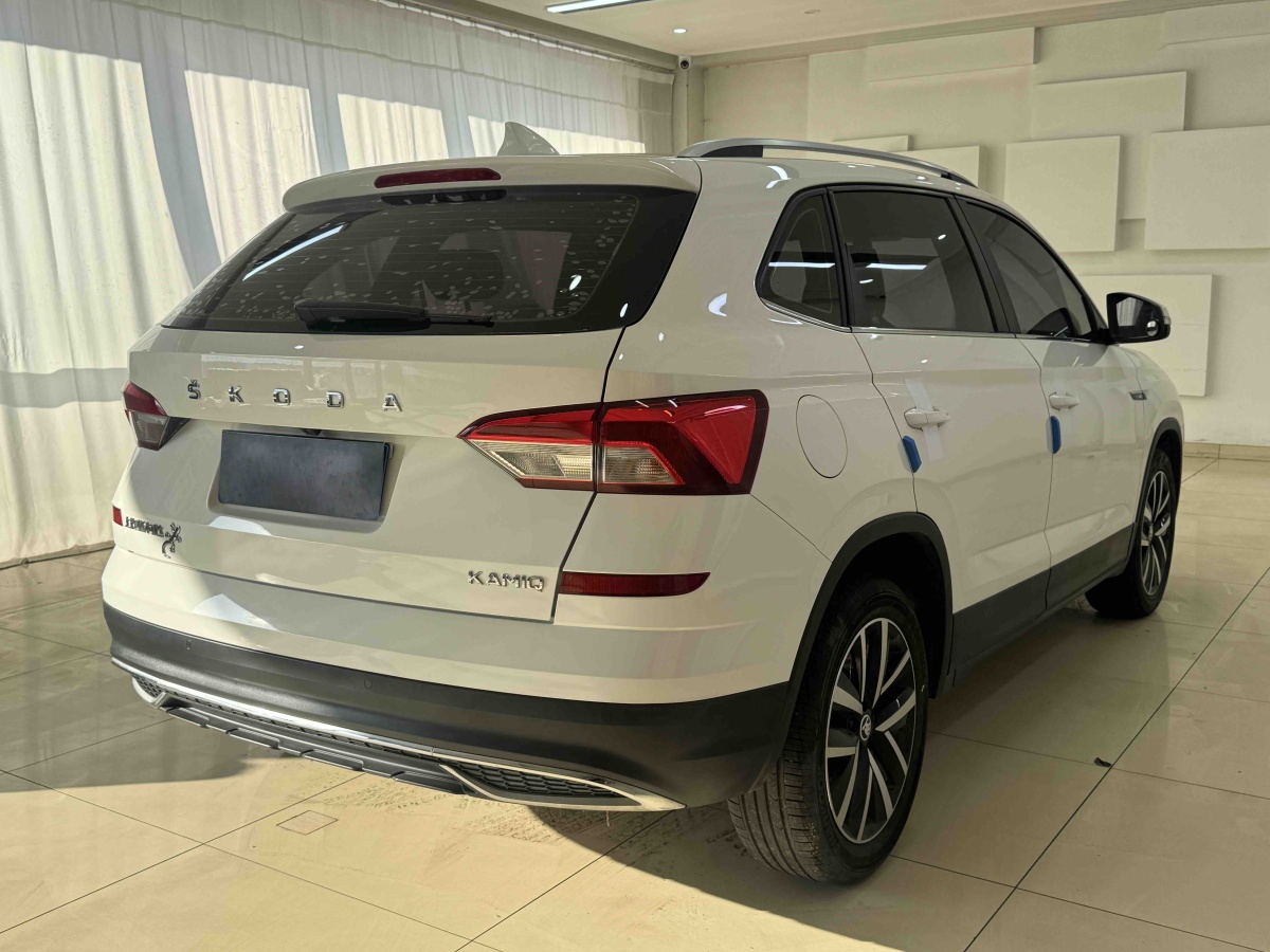 Skoda Kamiq 2021 car image #6