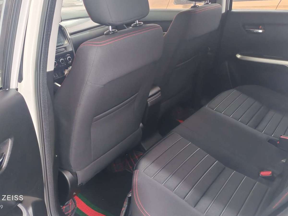 Suzuki Vitara 2016 изображение автомобиля #6