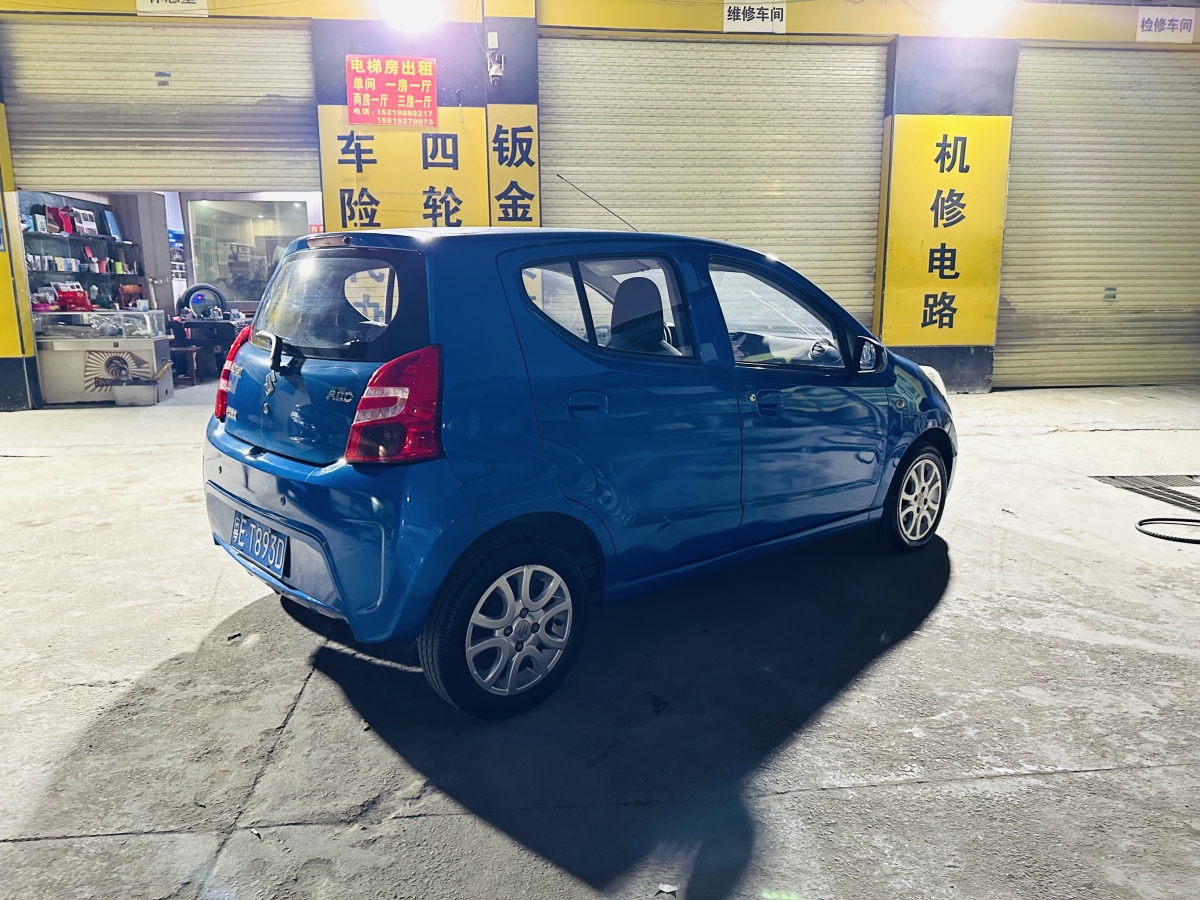 Suzuki Alto 2012 car image #6