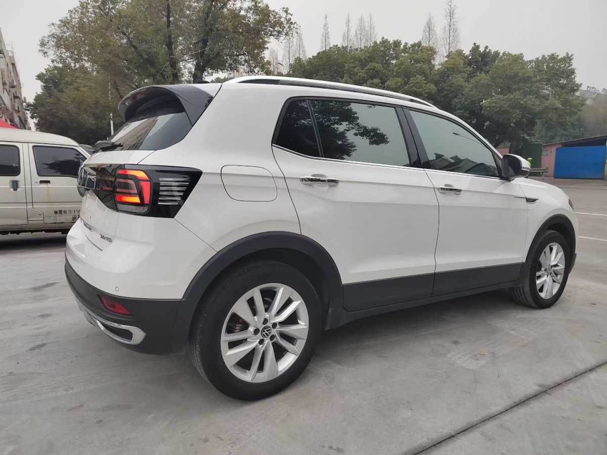 Volkswagen T-Cross 2022 #6 Volkswagen T-Cross 2022 car image #6