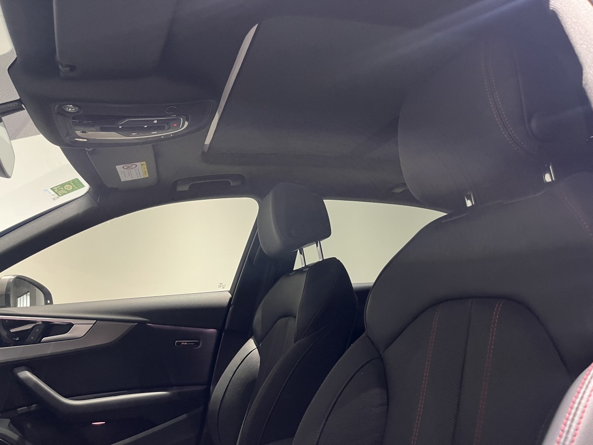 Audi A4L 2022 car image #6