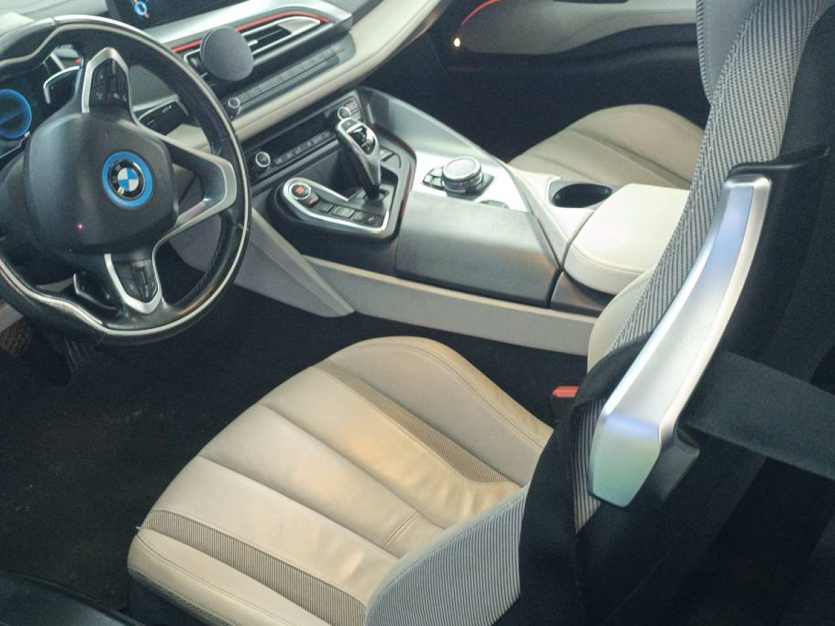 BMW i8 2017 صورة سيارة #6