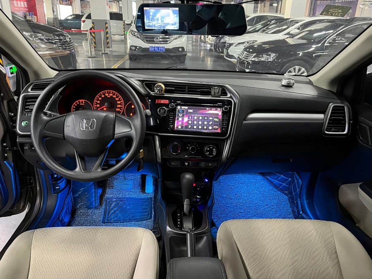 Honda Greiz 2016 #6 Honda Greiz 2016 صورة سيارة #6