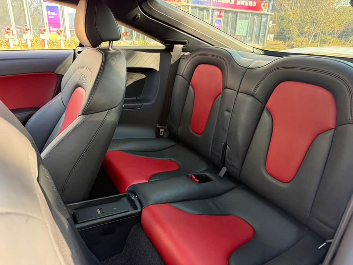 Audi TTS 2014 car image #6