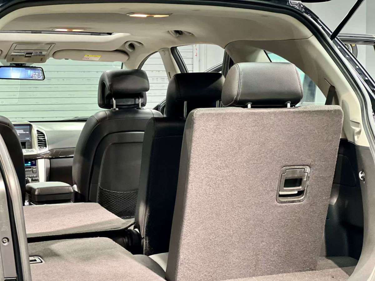 Chevrolet Captiva 2014 car image #6