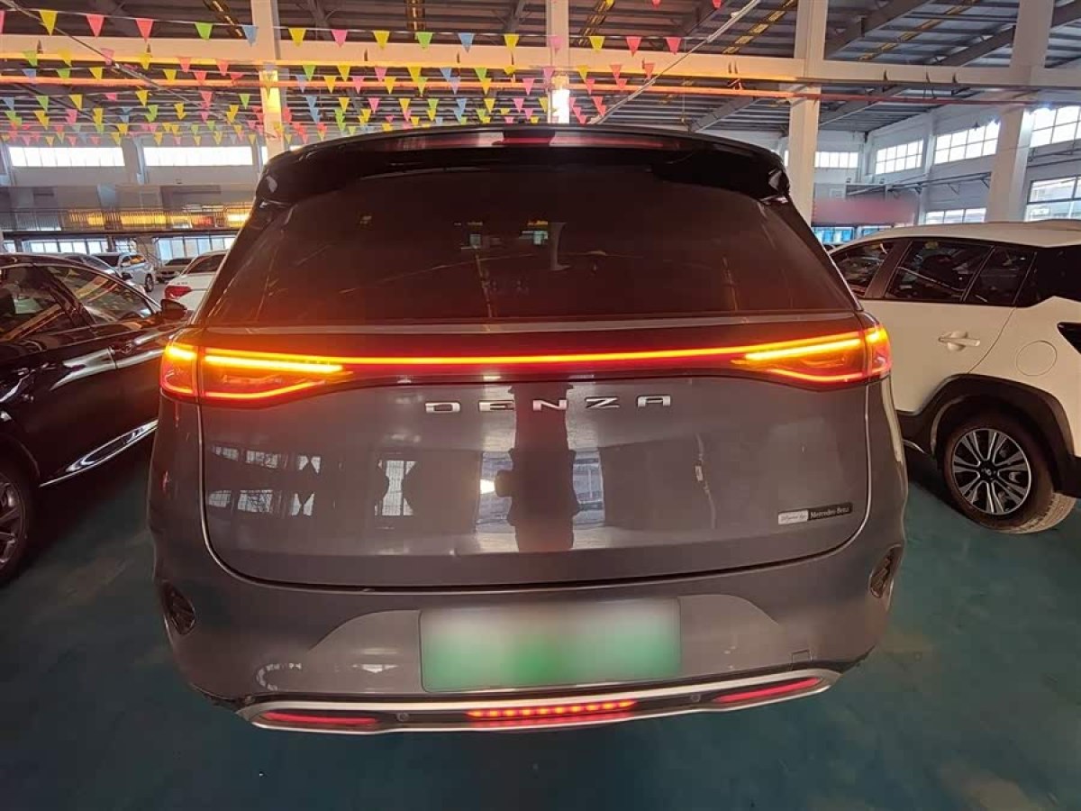 Denza X 2020 car image #6