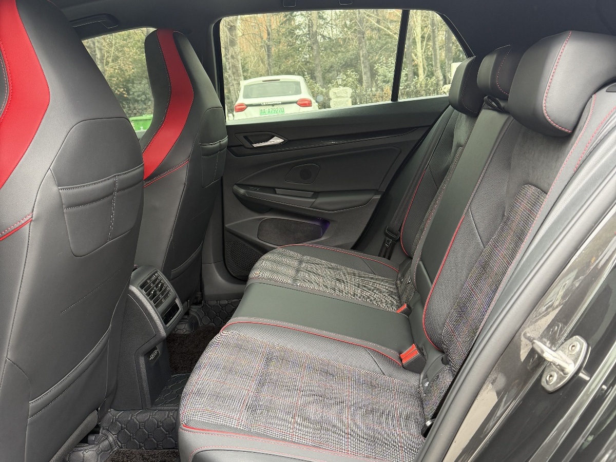 Volkswagen GolfGTI 2022 car image #6